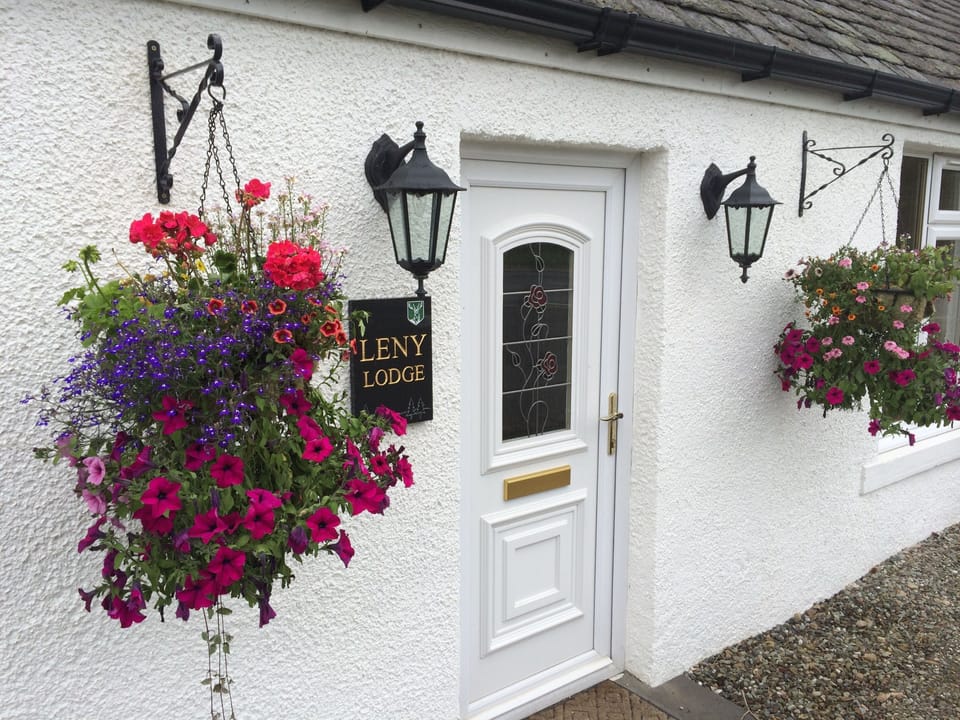 Leny Lodge