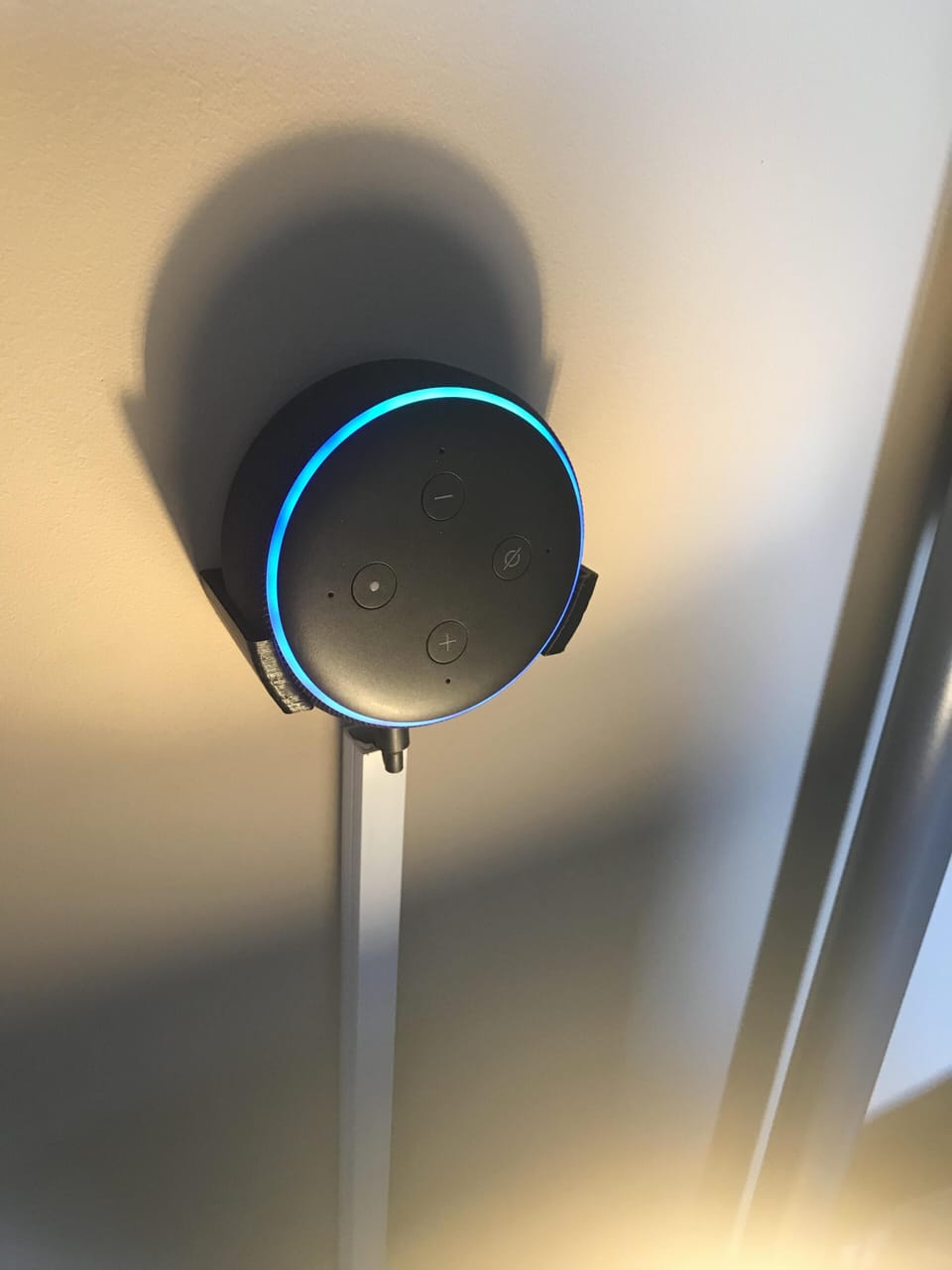  Alexa voice assistant.