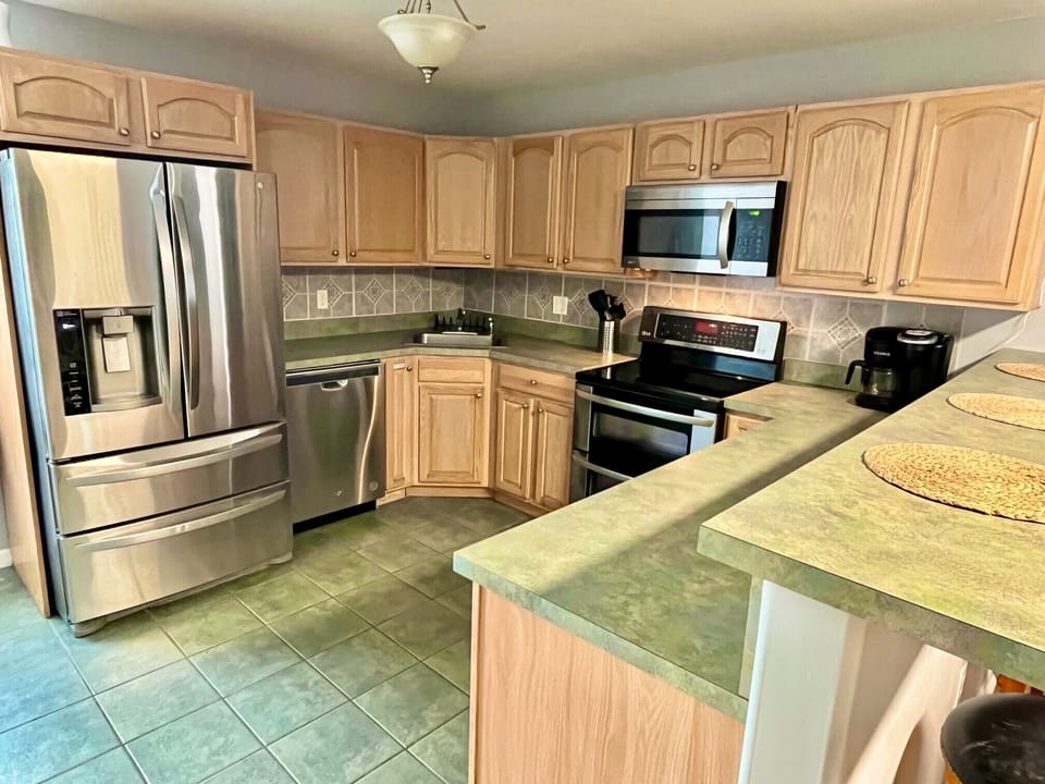 Kitchen, with updated appliances for 2022 season