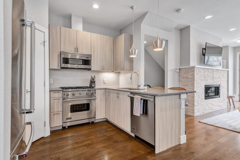 Large fully equipped kitchen