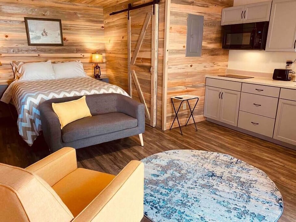 Cabin interior, queen bed