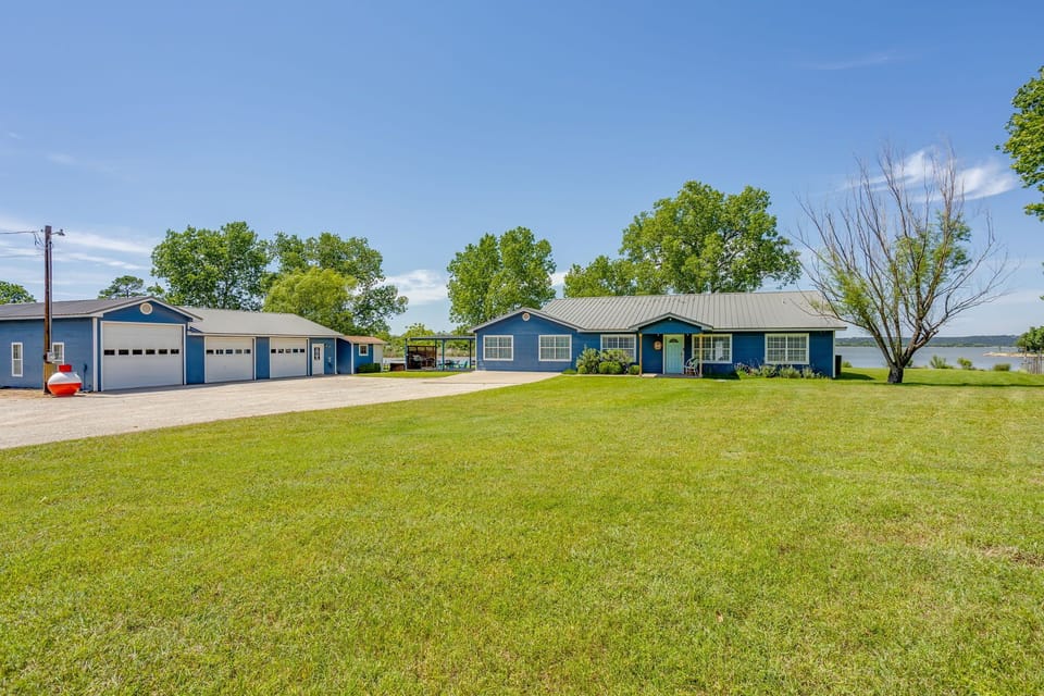 Main Home, Game Room and Outdoor Entertaining