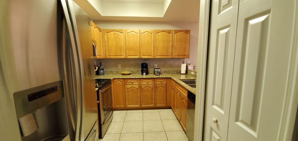 Full Kitchen