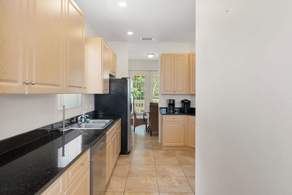 Fully equipped kitchen
