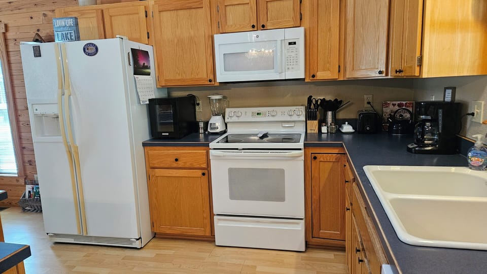 Well equipped kitchen.  Full size appliances.