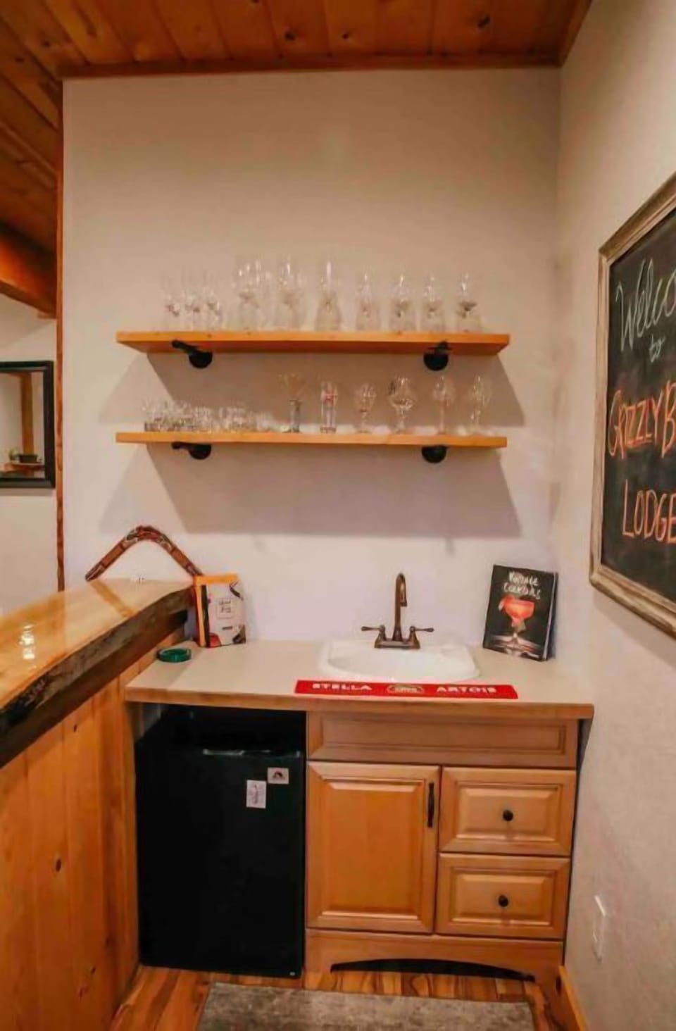Wet bar in entertainment area