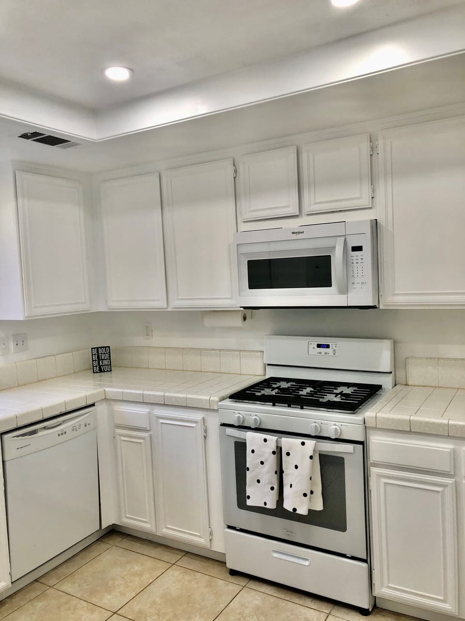Brand new stove and microwave