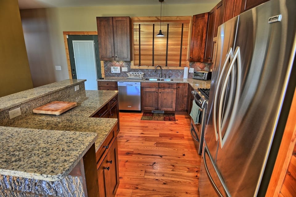 Kitchen with Granite Counters