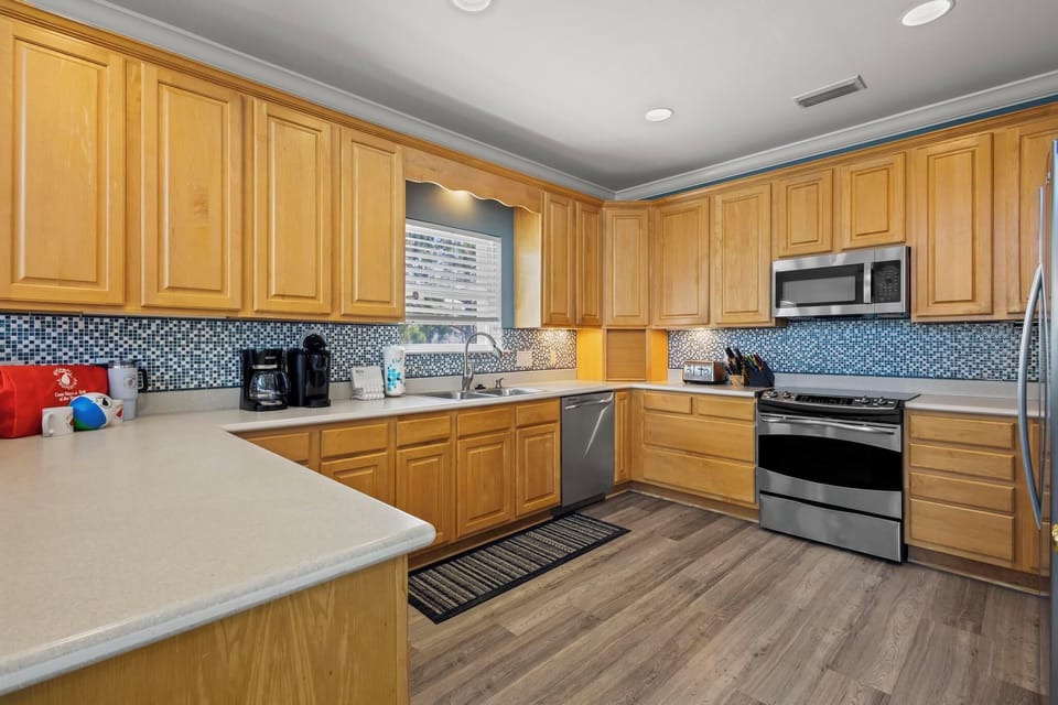 Large kitchen