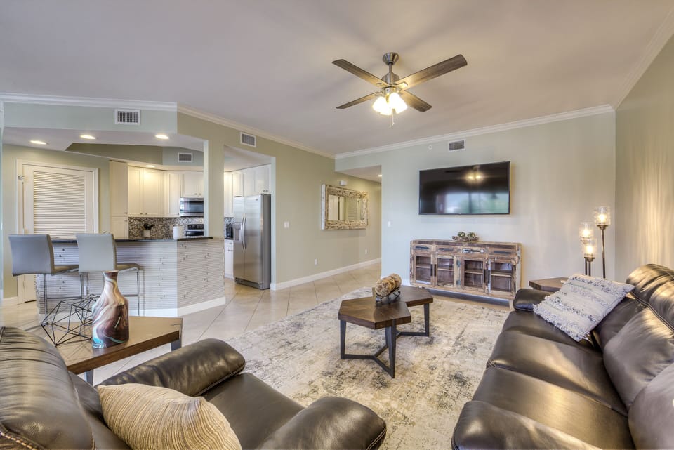 Open Floor Plan!