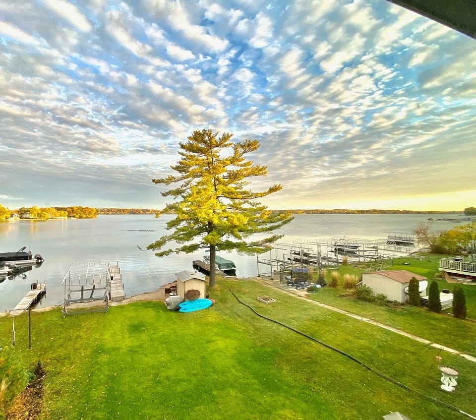 40' of Frontage, flat yard & pier. Park your own boat or a boat rental at pier.