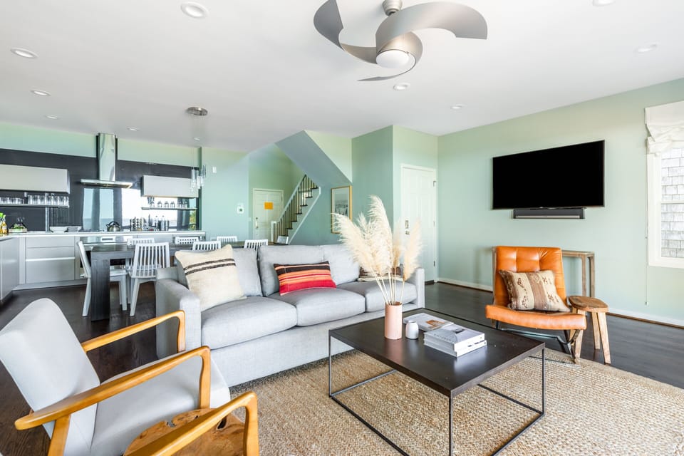 Living room.