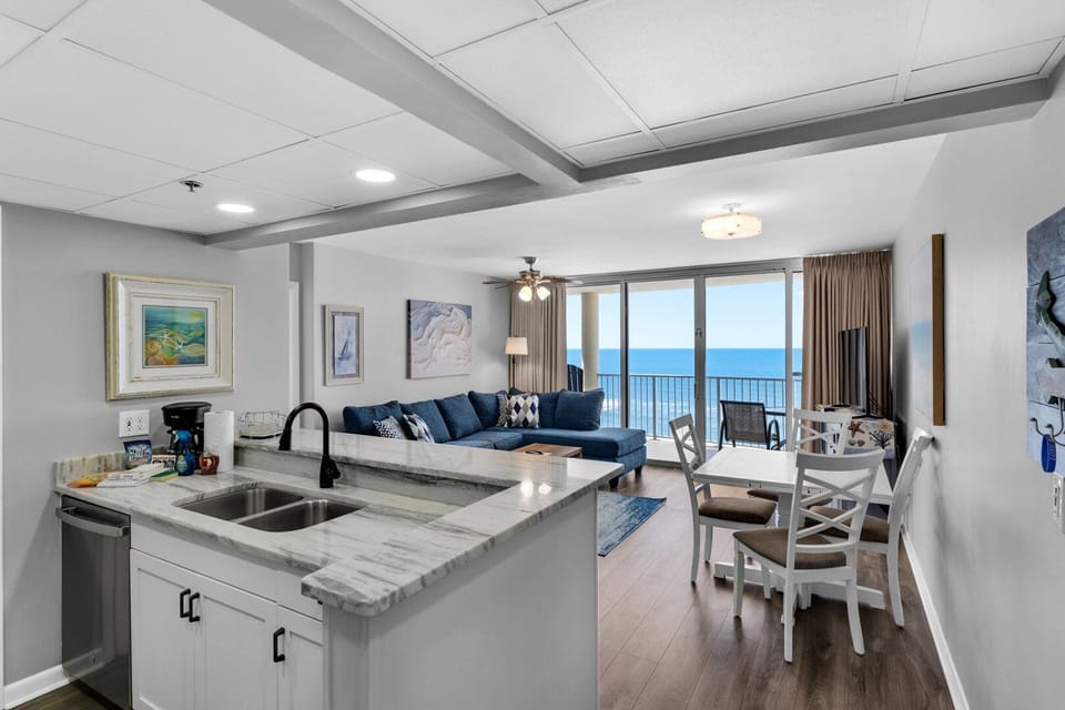 Kitchen, dining area, living room