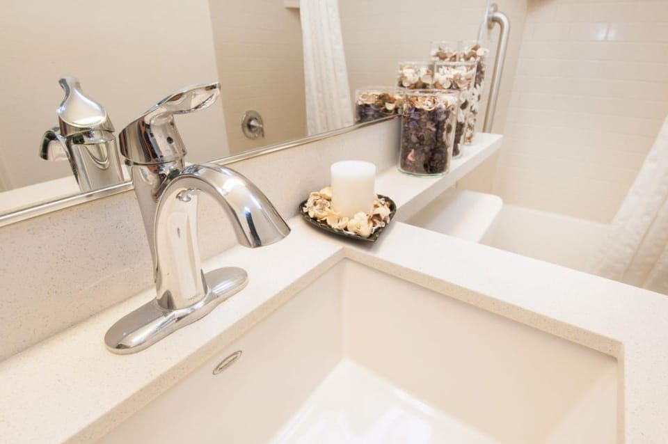 Bathroom with the essential toiletries provided!
