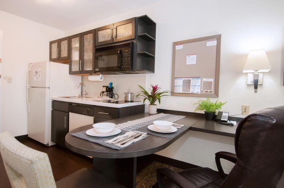 Kitchen and dining area