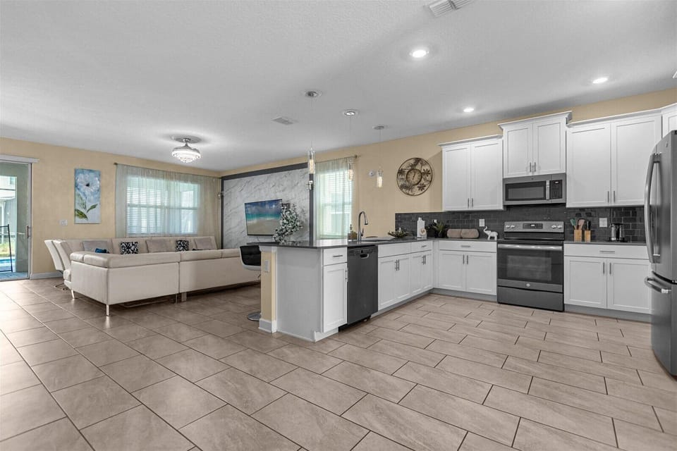Kitchen / Living room
