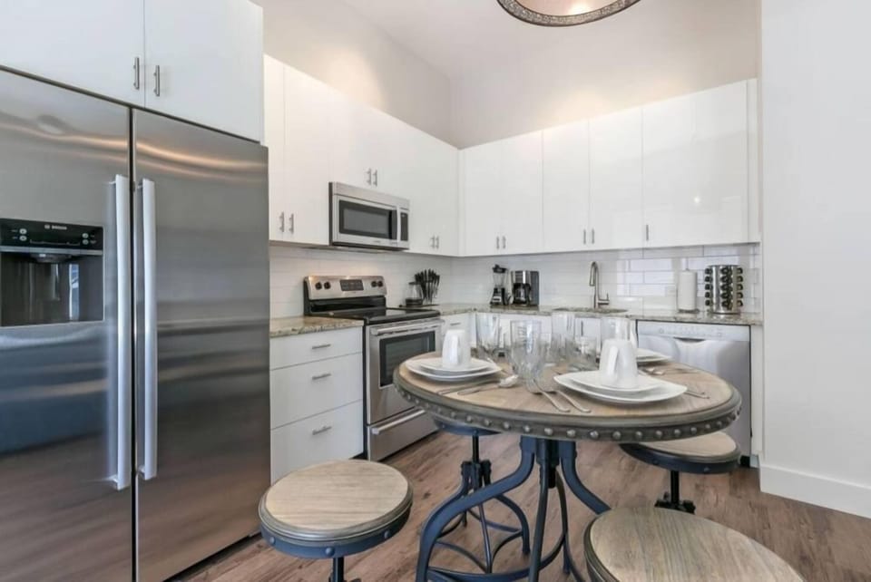 Dining area/Kitchen area