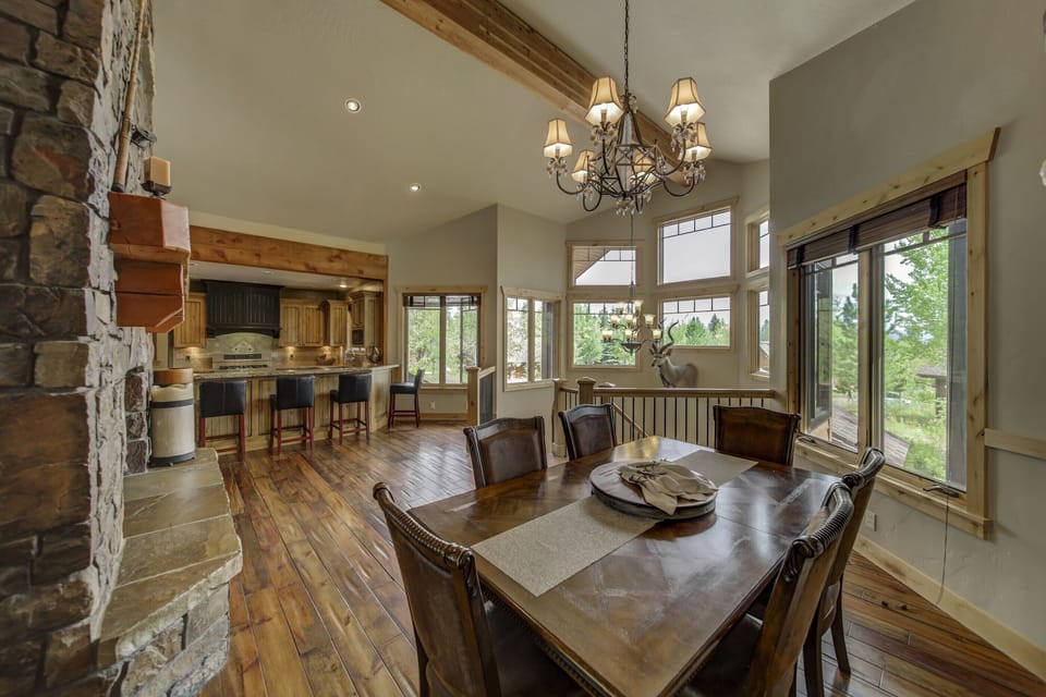 dining area on the main
