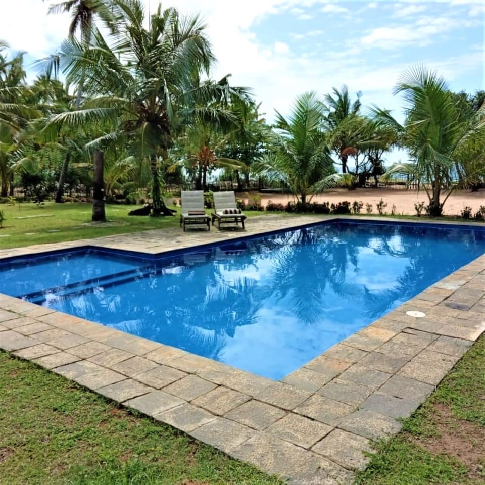 pool