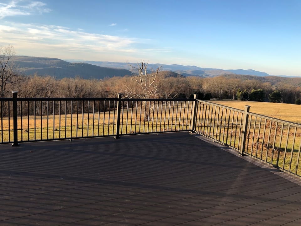 Breathtaking Mountain Views. 