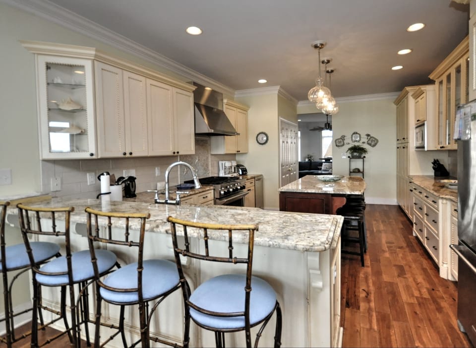 Kitchen (2)