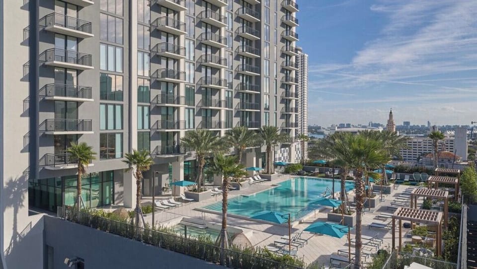 Rooftop Pool 