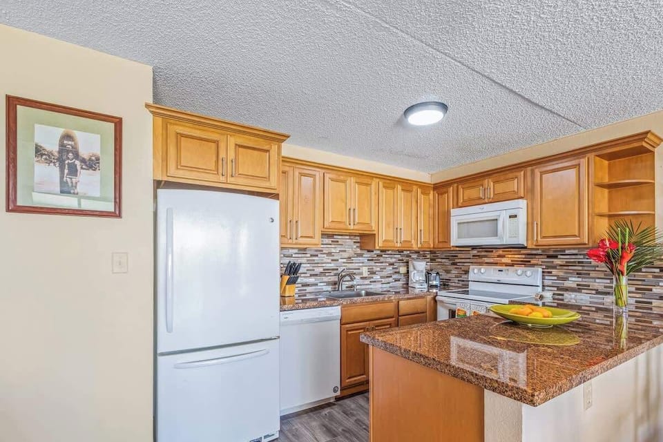 Fully equipped kitchen