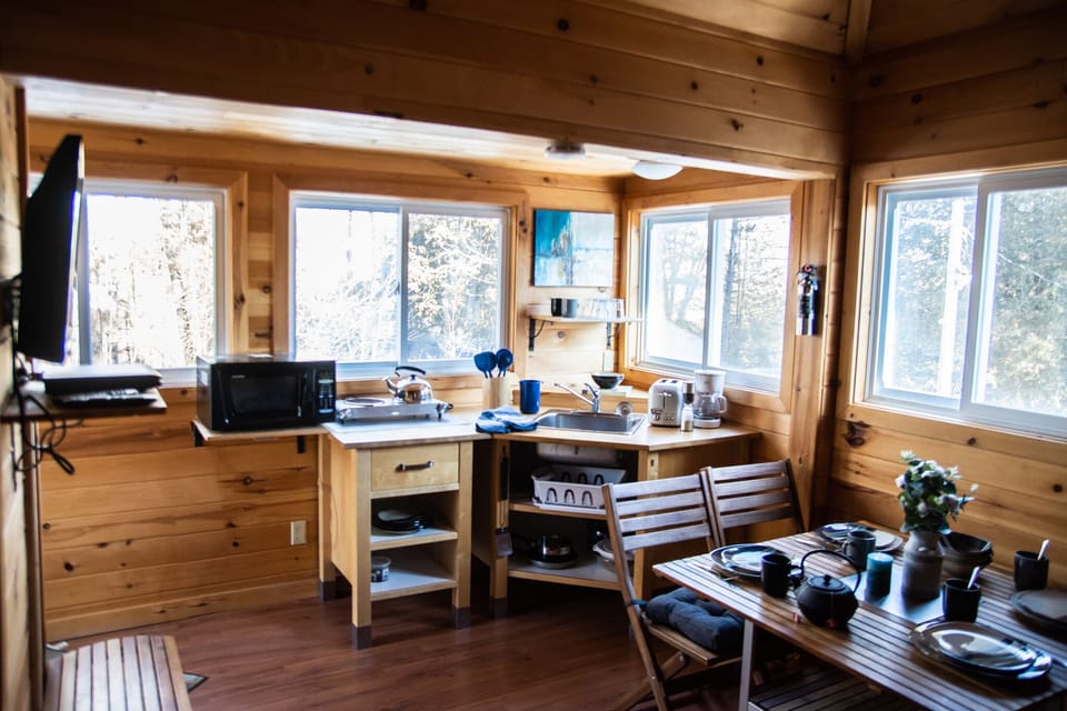 Woodview Cottage Kitchen 