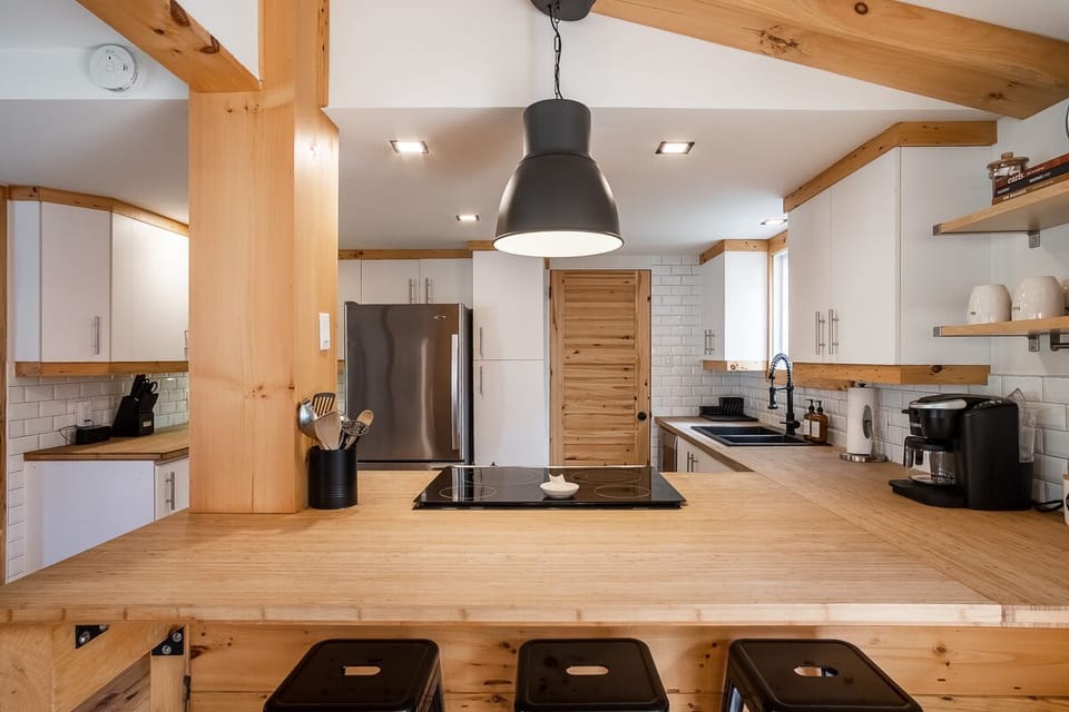 Chalet Scandinavian kitchen (1)