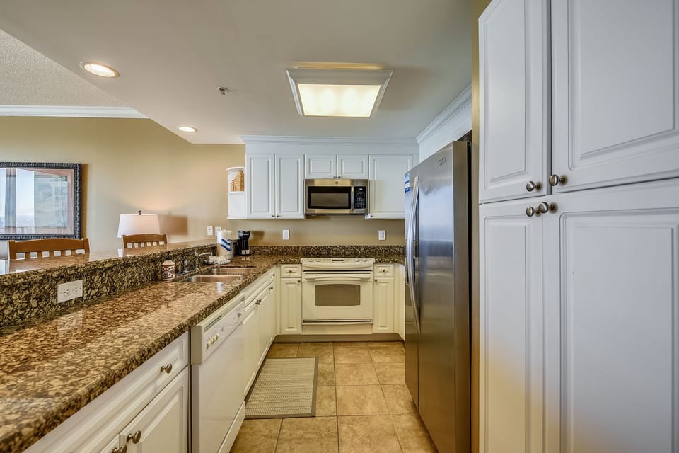 Fully Stocked Kitchen
