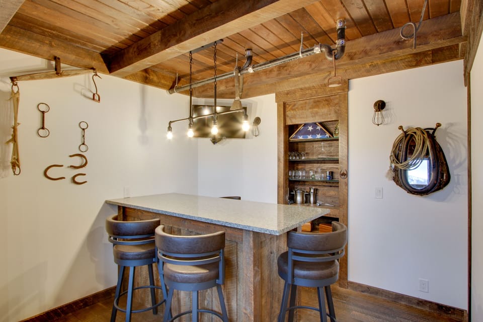 Living Room | Dry Bar