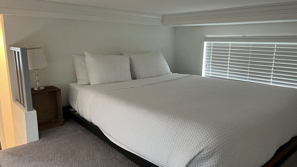 Loft/ 2nd Bedroom