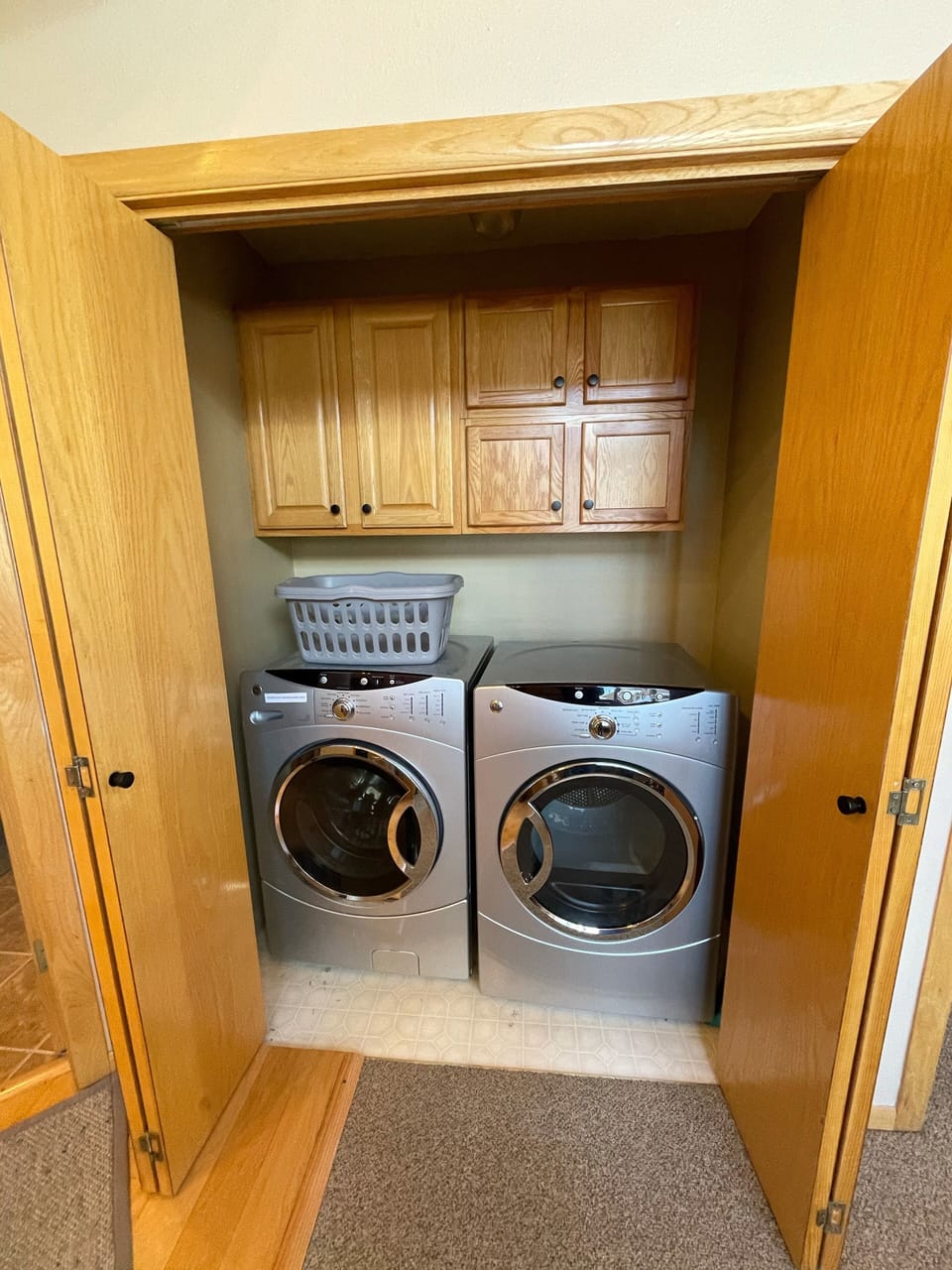 Laudry room - full size washer and dryer