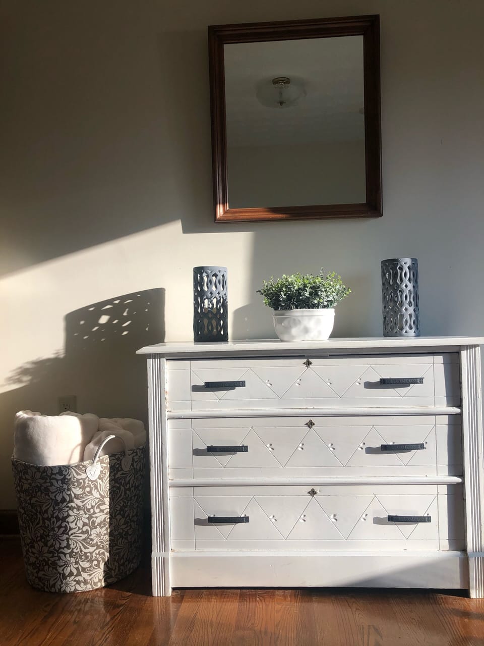 2nd floor bedroom 