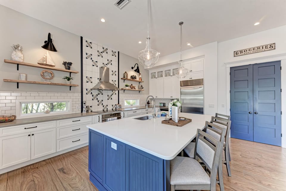 Oversized kitchen island