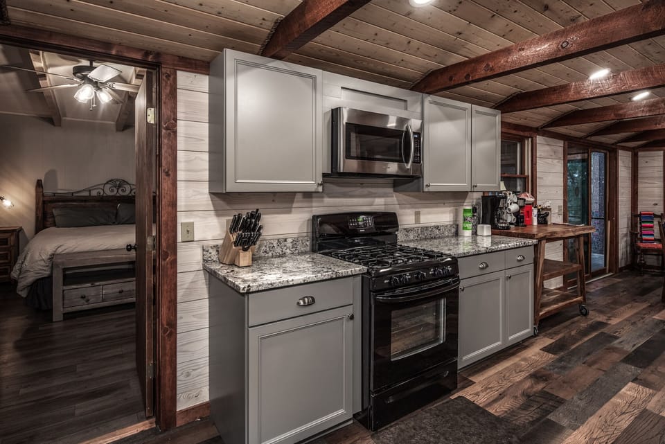 Kitchen (2)
