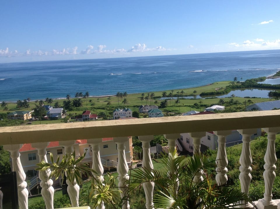 Stunning panoramic views of the Atlantic ocean and golf course.