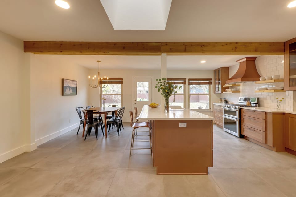 Kitchen | Dining Area | Cooking Basics | Dishware/Flatware | Coffee Maker
