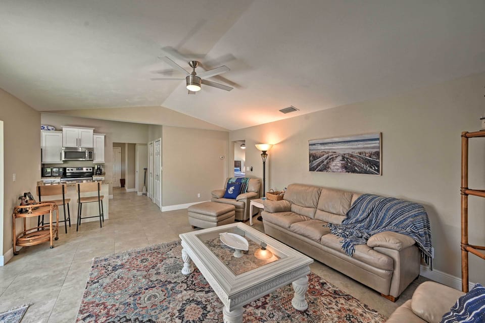 Living Room | Air Conditioning