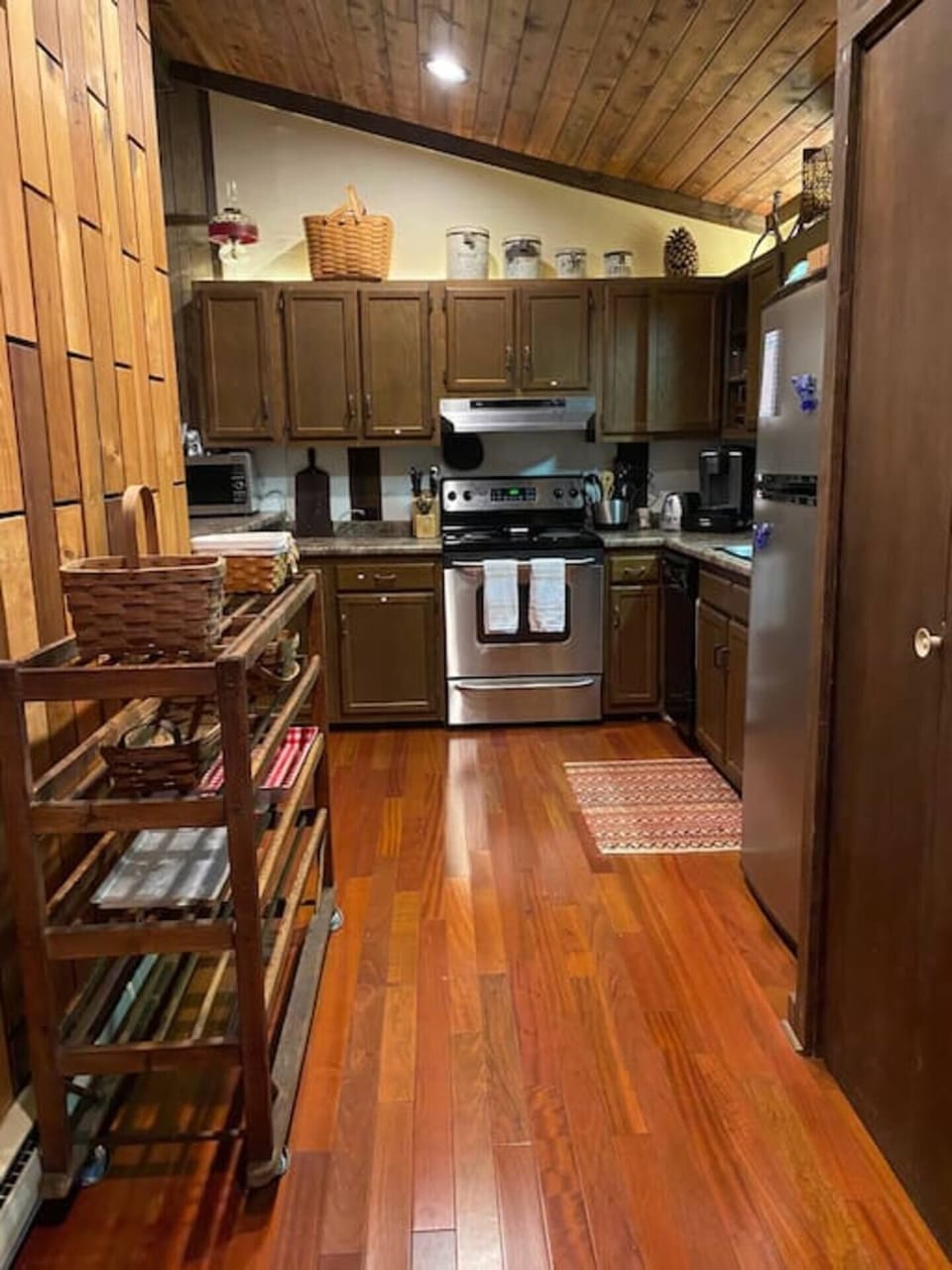 Kitchen is well stocked. It includes a Keurig coffee maker, microwave, pots, pans, hand held mixer, and blender. Salt, pepper, sugar, powdered creamer and a few other basics are included. Just bring your groceries. 
 Washer/dryer is also  available.