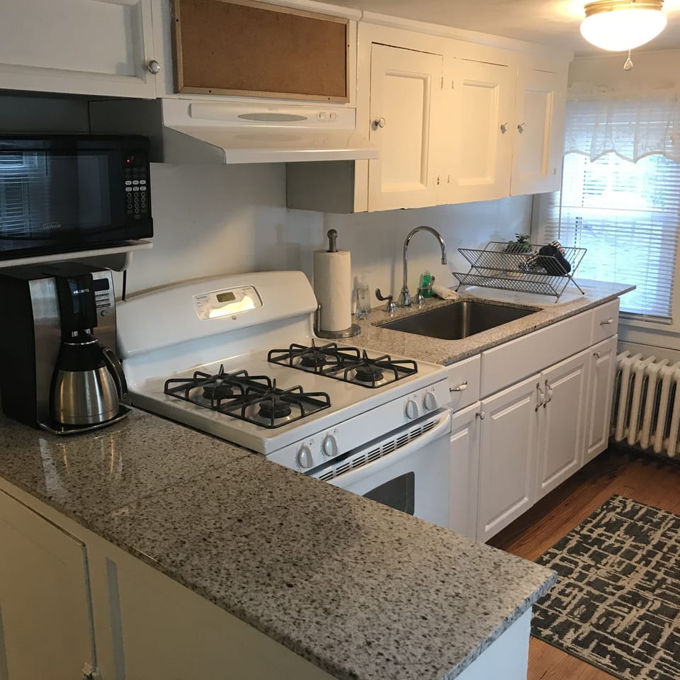 Fully equipped kitchen