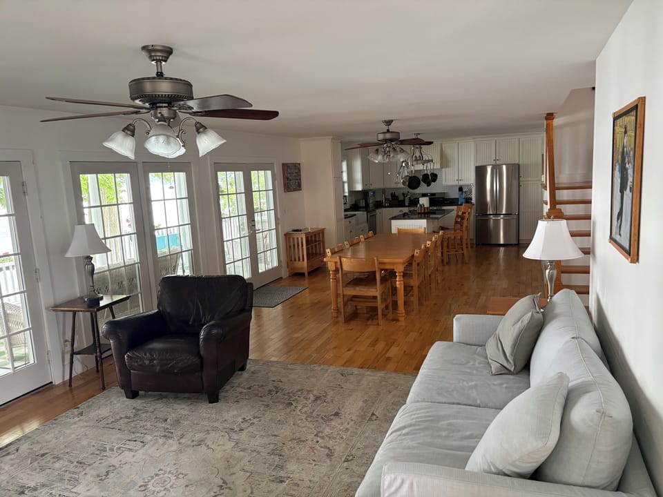The open floor plan allows everyone to participate in the conversation.