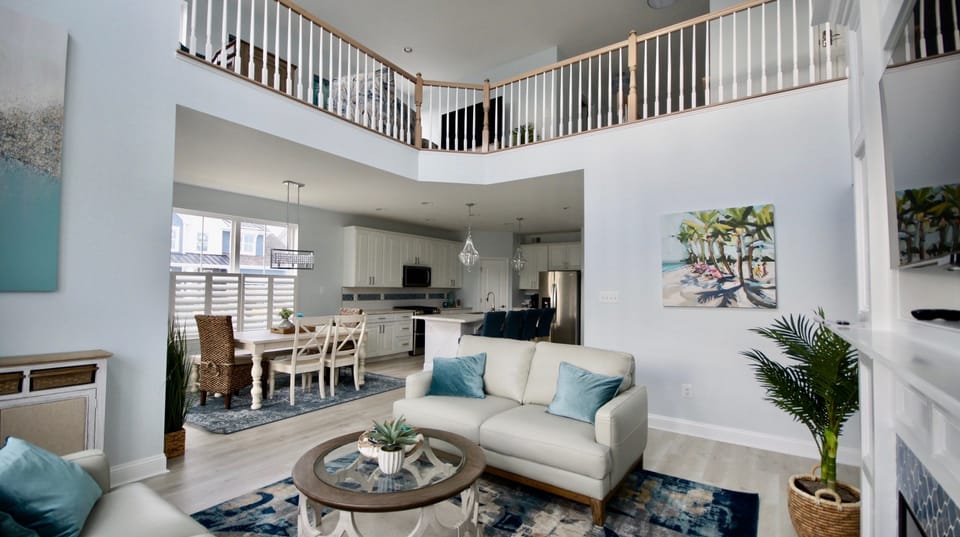 Gorgeous Spacious Living area