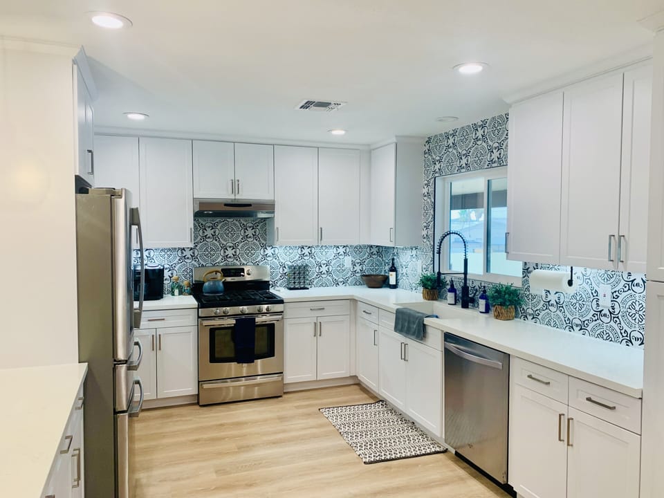 Newly remodeled kitchen with microwave and kureg 2 in 1 POD and coffee maker 