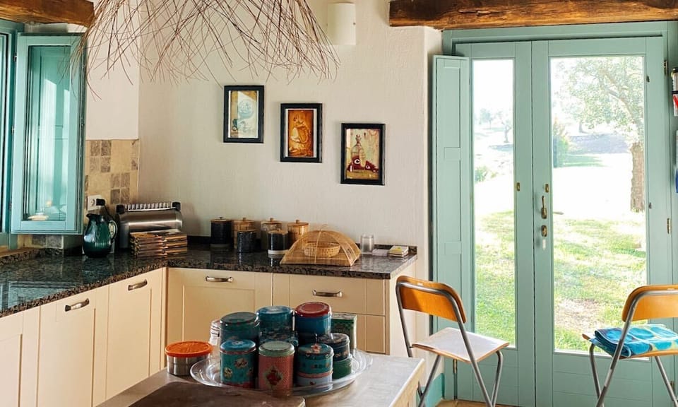 The kitchen - detail