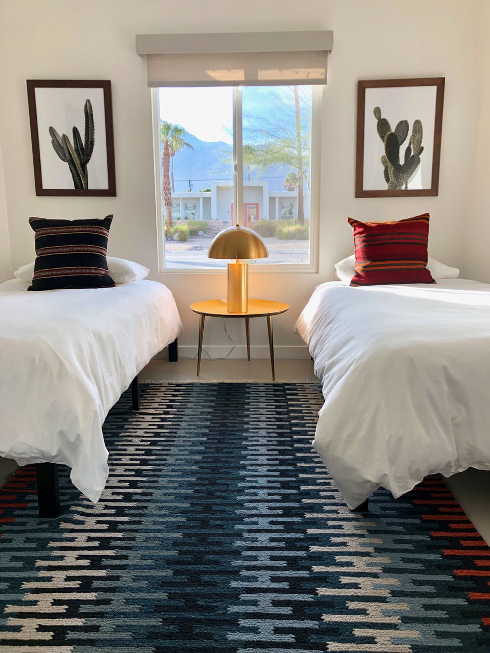 Twin bedroom