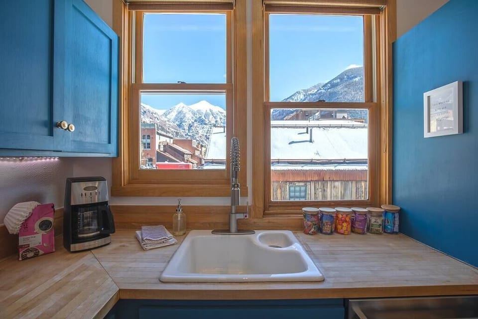 Dishes with a view! 