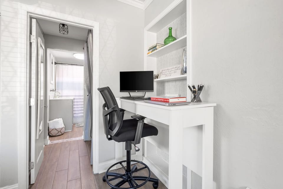 Work Hard and Play Hard! 24 inch Monitor Hookup/Wireless Printer Upon Request. 