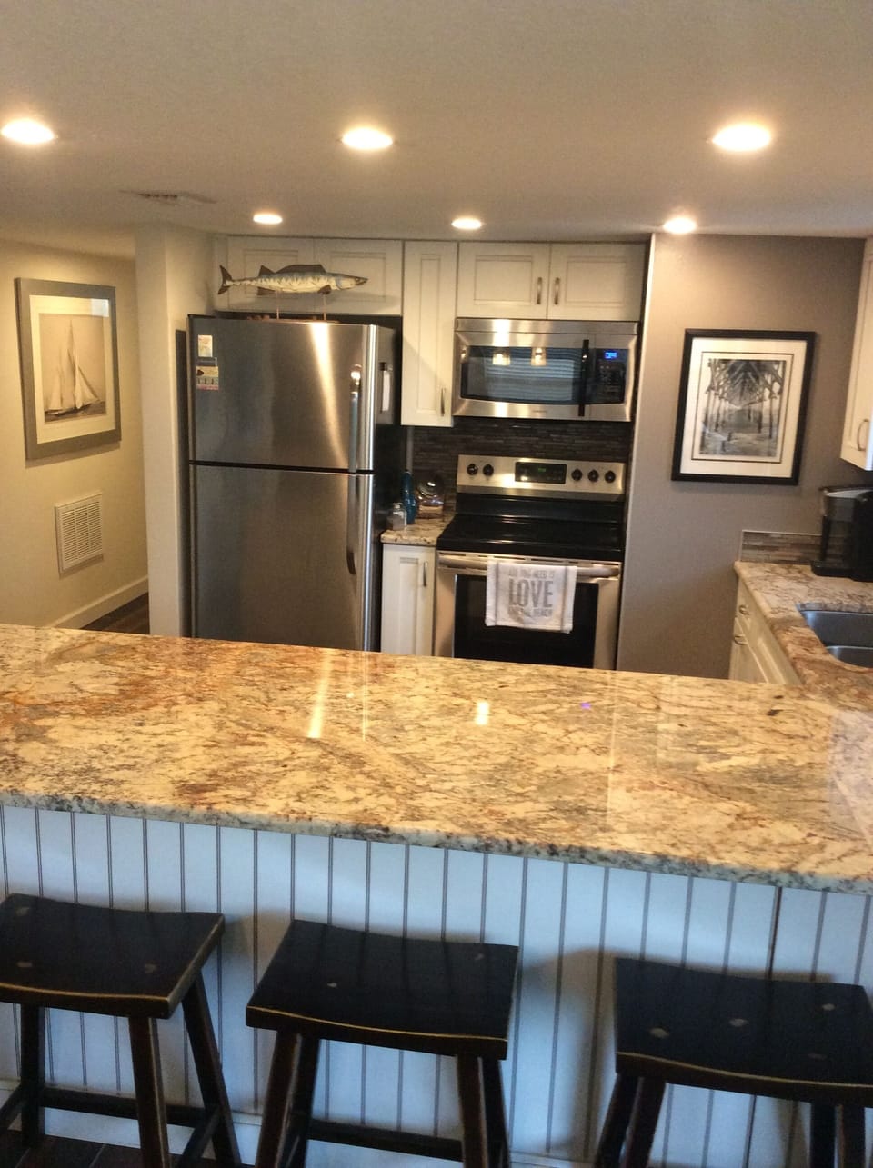 Granite Counter Tops and Stainless Steel Appliances/ Keurig Coffee Maker