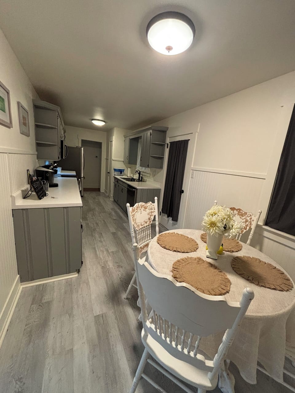Kitchen / breakfast area
